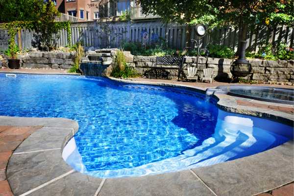 Designing Your Dream Backyard: Why Custom Pools are the Ultimate Investment